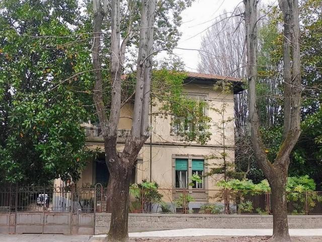 Villa in vendita a Lucca