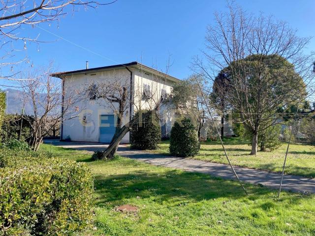 Villa in vendita a Lucca