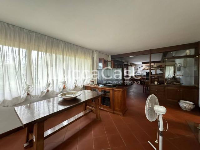 Villa in vendita a Lucca