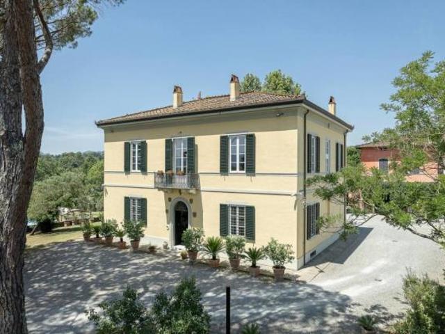 Villa in vendita a Lucca