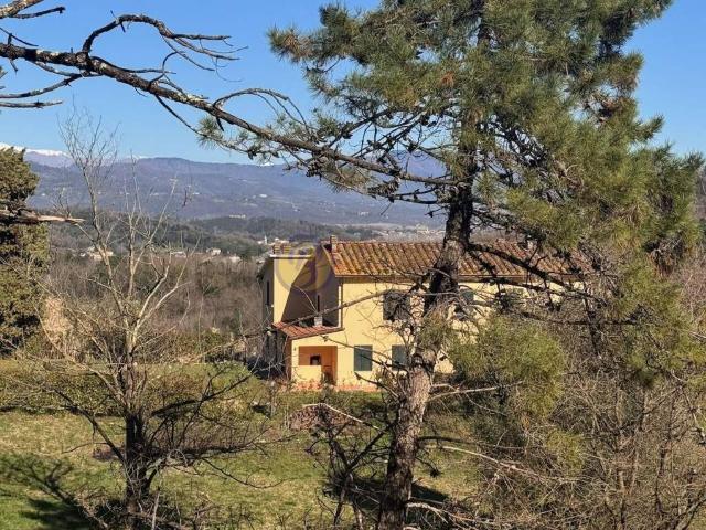 Villa in vendita a Lucca LU