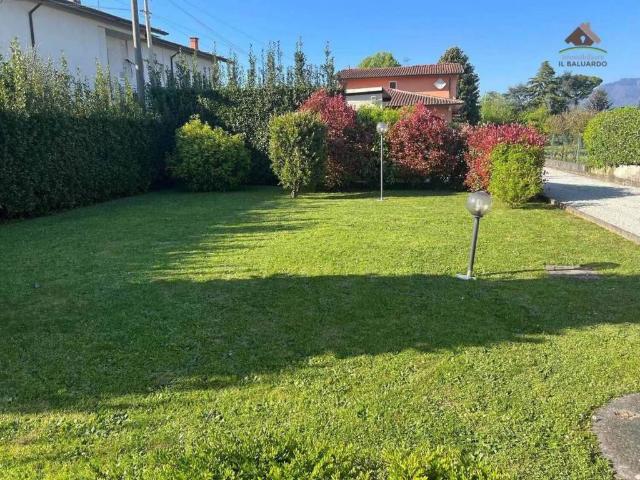 Villa in vendita a Lucca LU
