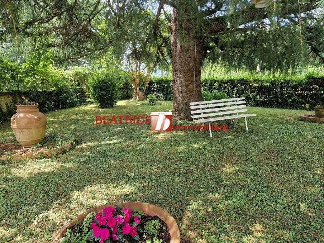 Villa in vendita a Lucca LU