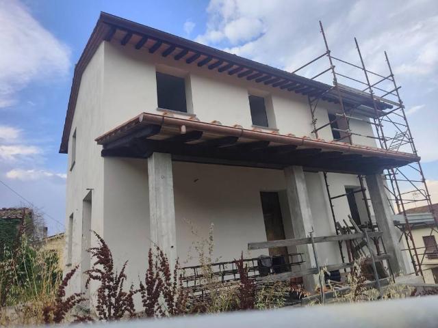 Villa in vendita a Lucca LU