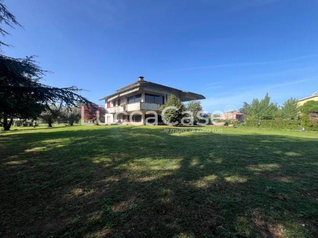Villa in vendita a Lucca LU