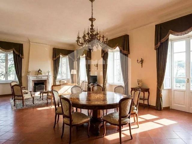 Villa in vendita a Lucca LU
