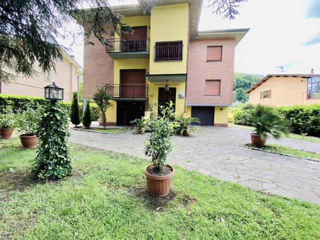 Villa in vendita a Lucca LU