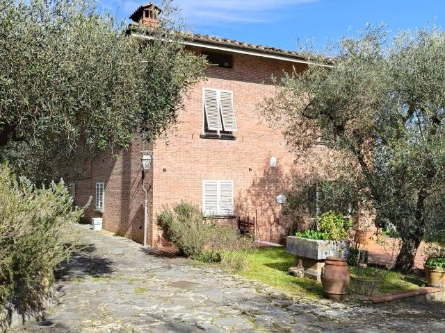Villa in vendita a Lucca LU