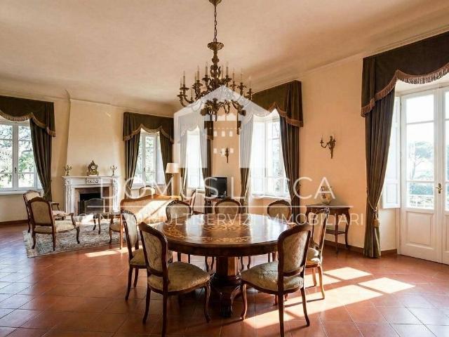 Villa in vendita a Lucca LU