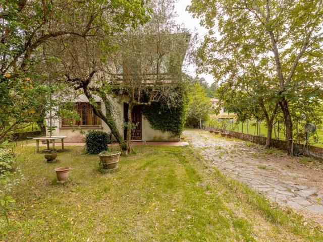 Villa in vendita a Lucca LU