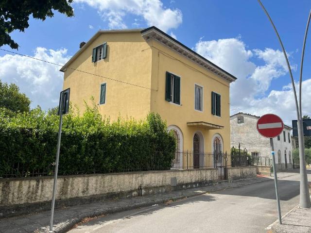 Villa in vendita a Lucca LU
