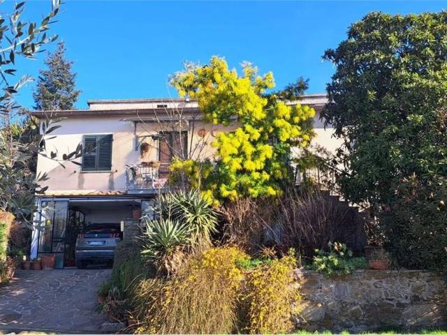Villa in vendita a Lucignano AR