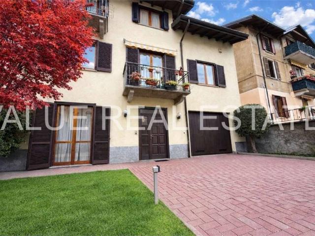 Villa in vendita a Luino VA