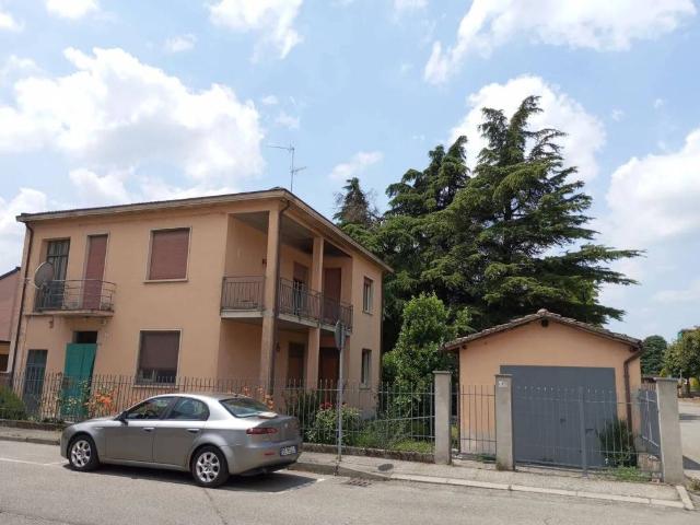 Villa in vendita a Lungavilla PV