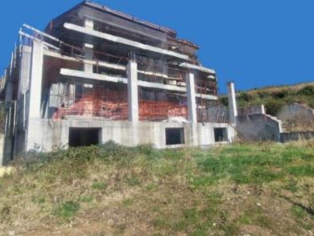 Villa in vendita a Luni