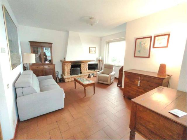 Villa in vendita a Luni SP
