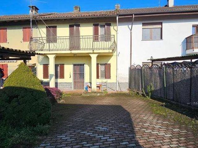 Villa in vendita a Motta de' Conti VC