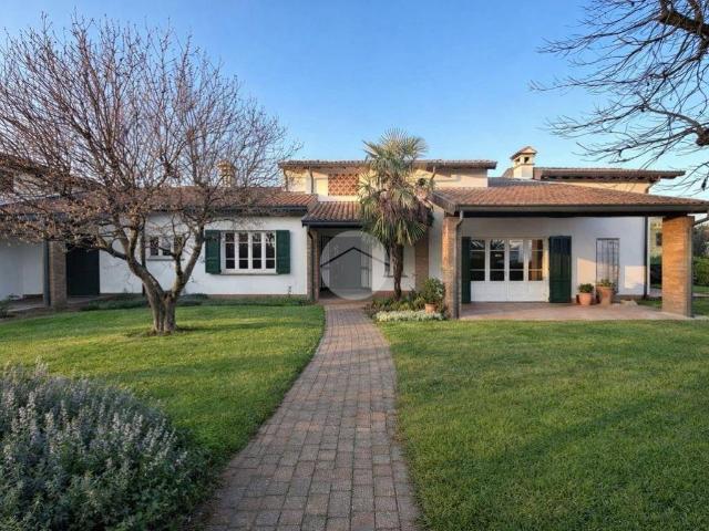Villa in vendita a Mozzanica BG