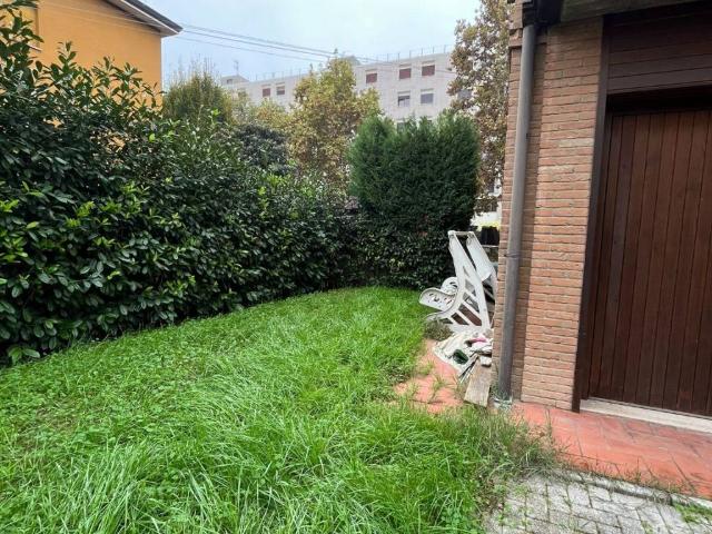 Villa in vendita a Modena MO