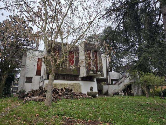 Villa in vendita a Modena MO