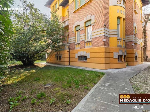 Villa in vendita a Modena MO