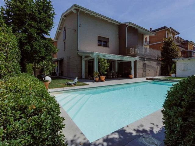 Villa in vendita a Modena MO