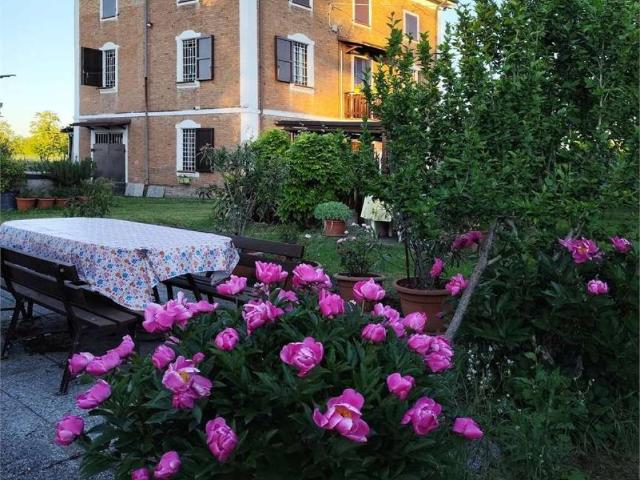 Villa in vendita a Modena MO