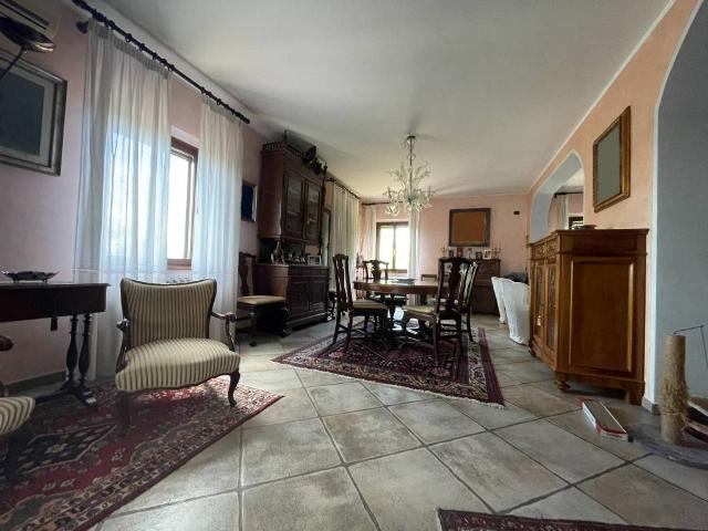 Villa in vendita a Modena MO
