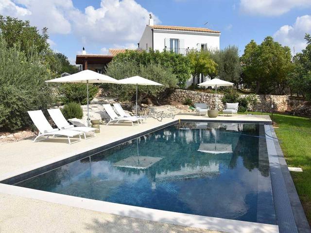 Villa in vendita a Modica
