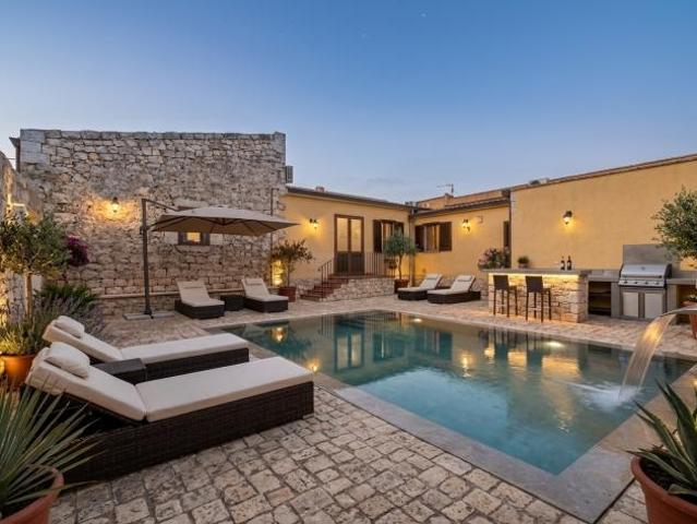 Villa in vendita a Modica