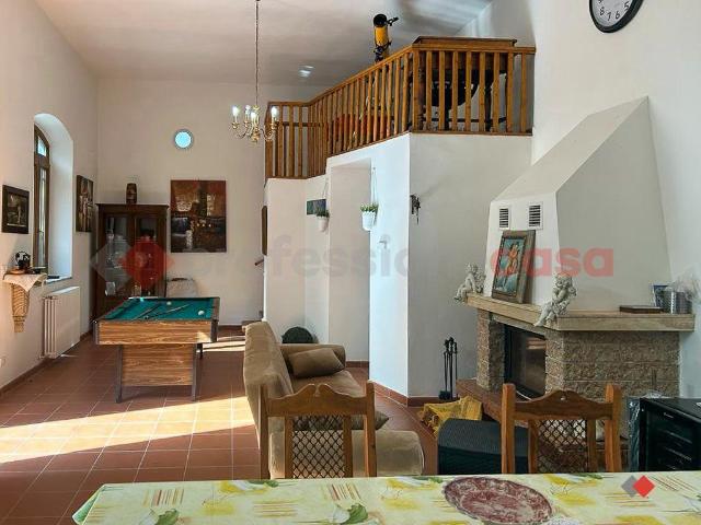 Villa in vendita a Molazzana