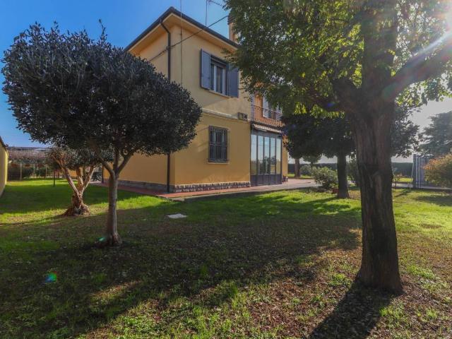 Villa in vendita a Molinella BO