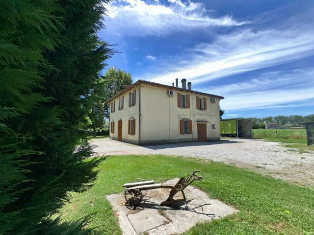 Villa in vendita a Molinella BO