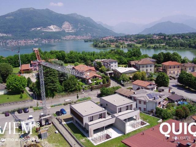 Villa in vendita a Molteno LC