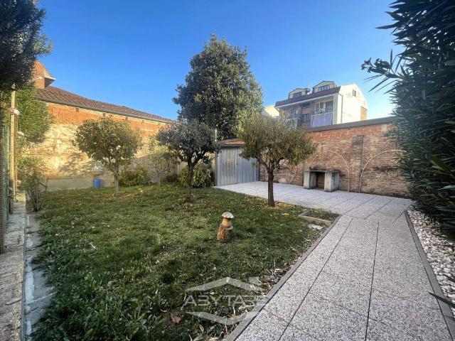 Villa in vendita a Moncalieri TO