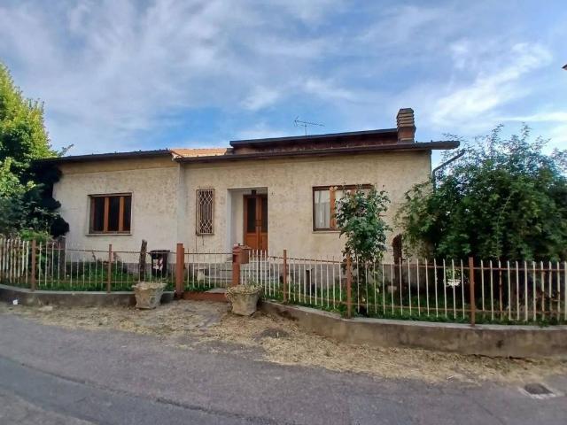 Villa in vendita a Moncalvo AT