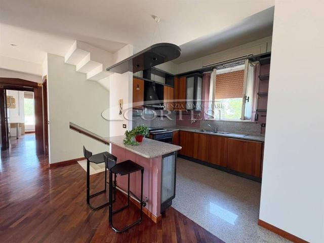 Villa in vendita a Mondolfo PU