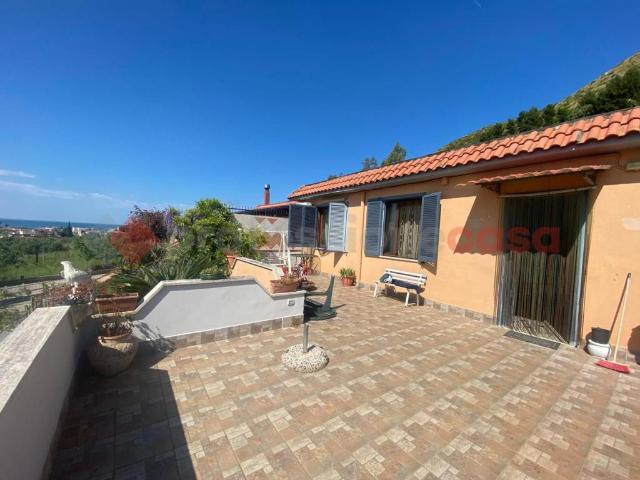 Villa in vendita a Mondragone CE