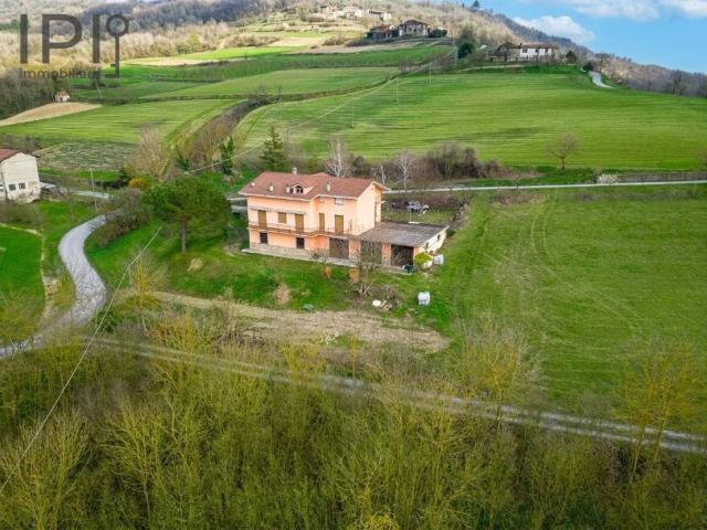 Villa in vendita a Monesiglio CN