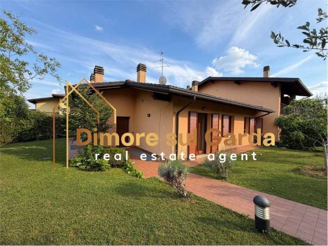 Villa in vendita a Moniga del Garda BS