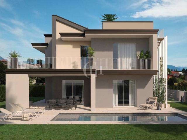 Villa in vendita a Moniga del Garda BS