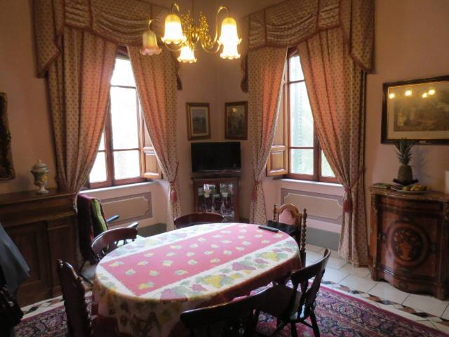 Villa in vendita a Monsummano Terme PT
