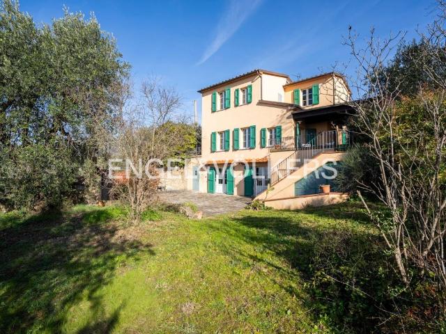 Villa in vendita a Monsummano Terme PT