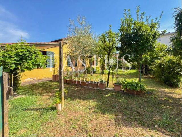 Villa in vendita a Monsummano Terme PT