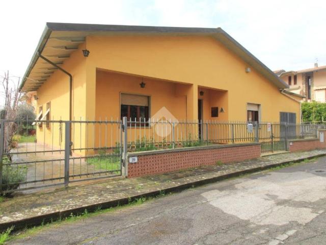 Villa in vendita a Monsummano Terme PT