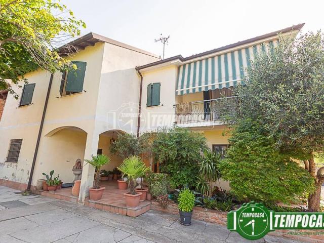 Villa in vendita a Montodine CR
