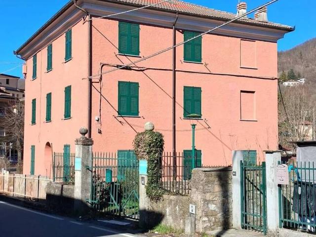 Villa in vendita a Montoggio GE