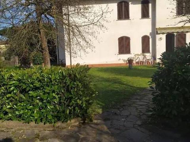 Villa in vendita a Montopoli in Val d'Arno PI