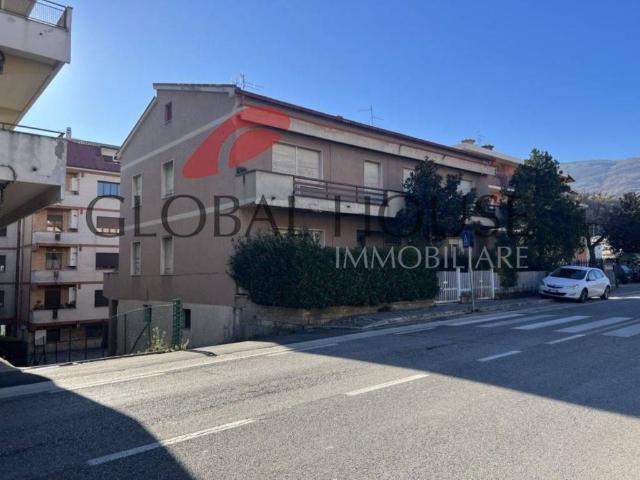 Villa in vendita a Montorio al Vomano TE