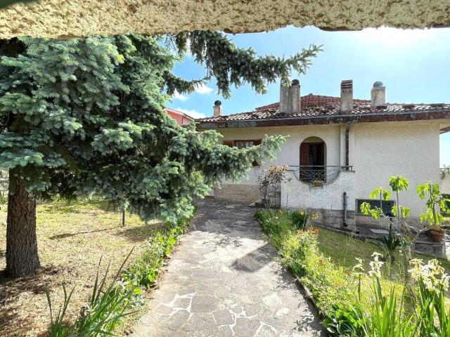 Villa in vendita a Montorio Romano RM
